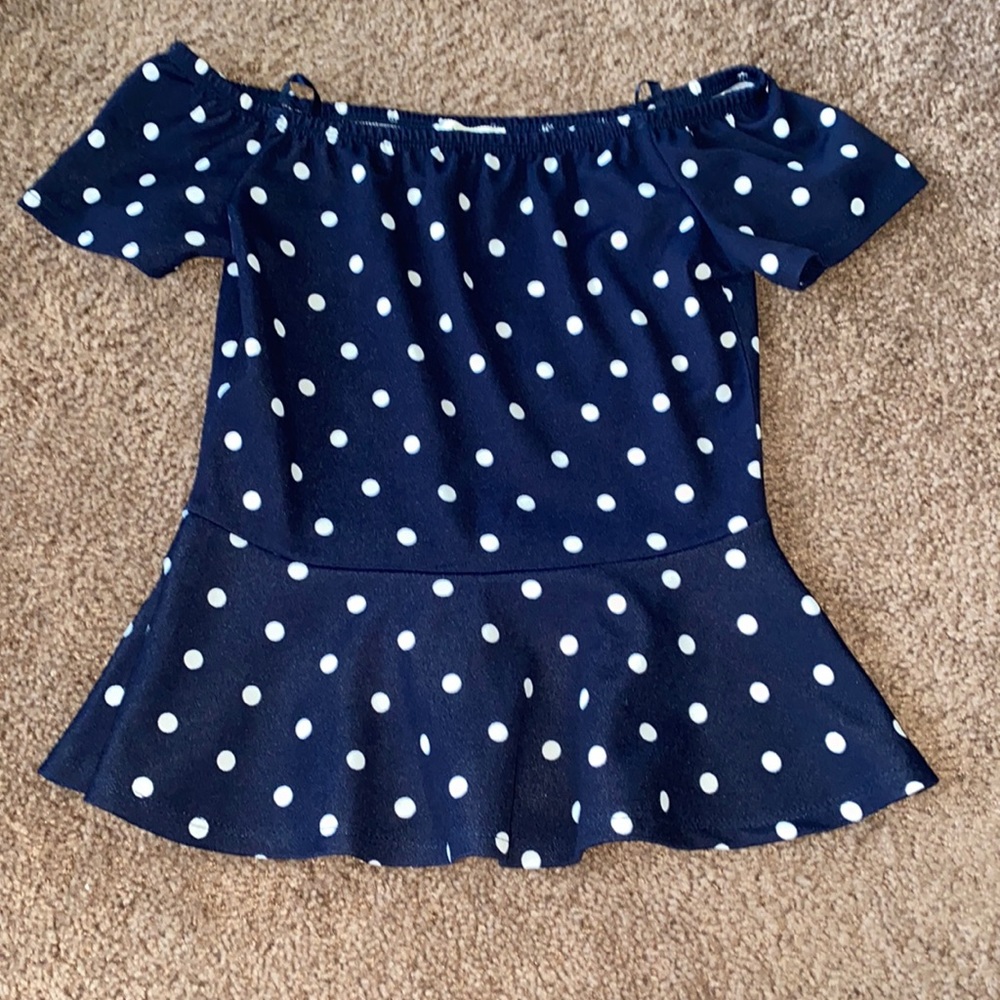Polkadot off shoulder blouse